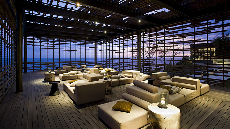 Alila Vilas Uluwatu Warung Sunset Cabana
