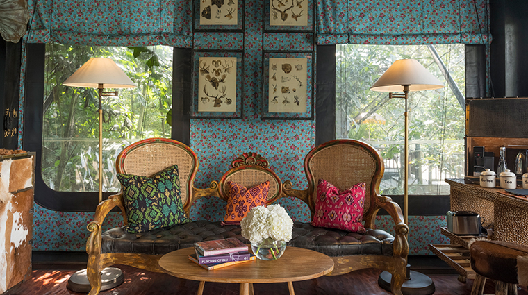 capella ubud bali living room