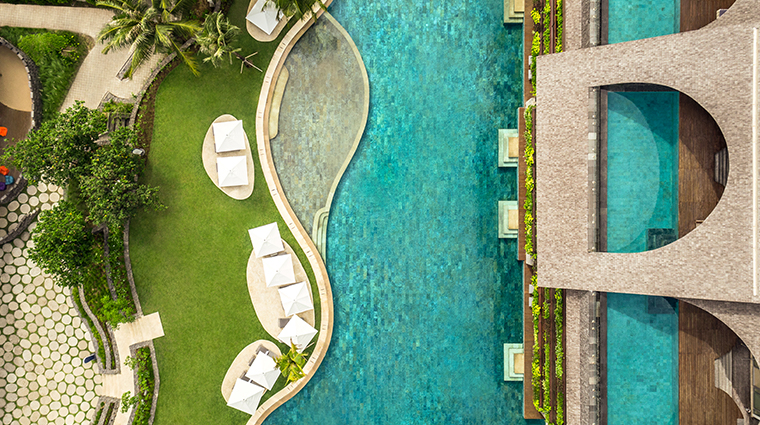 como uma canggu lagoon pool above