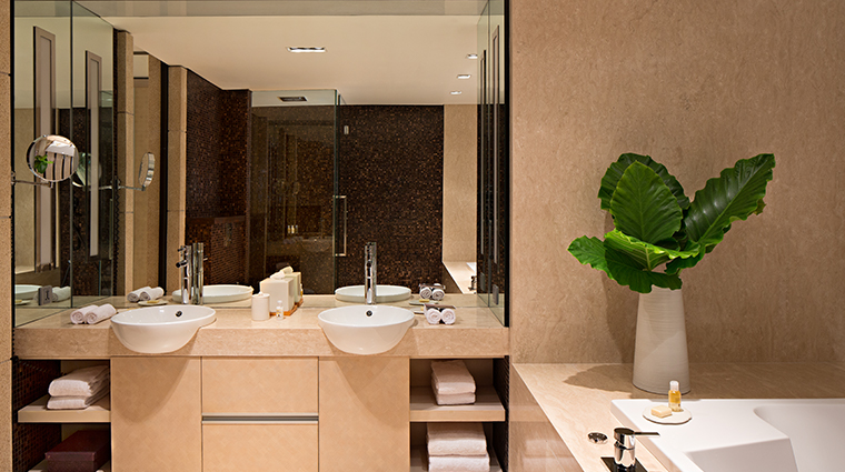 como uma canggu one bedroom residence bathroom