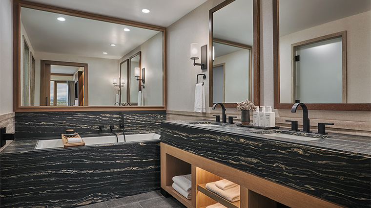 montage big sky guestroom king bathroom