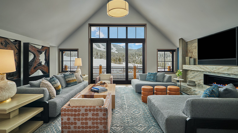 montage big sky living room2023