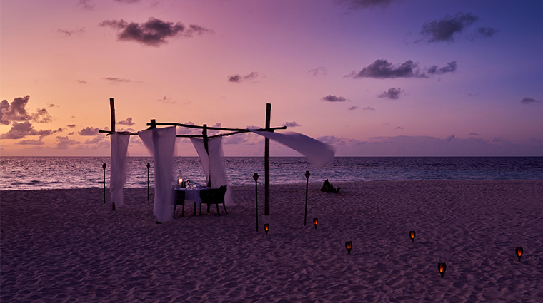 park hyatt maldives hadahaa Romantic dinner