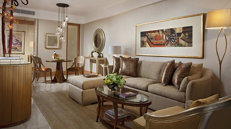 Property TheMulia Hotel GuestroomSuite TheEarlSuiteLivingRoom TheMulia