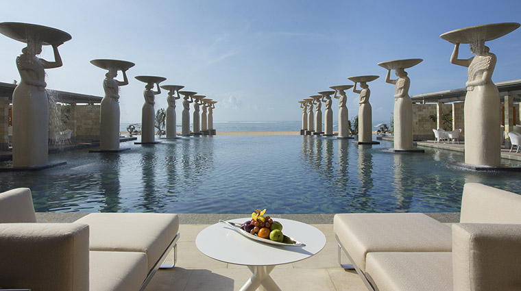 Property TheMulia Hotel PublicSpaces TheOasisPool TheMulia